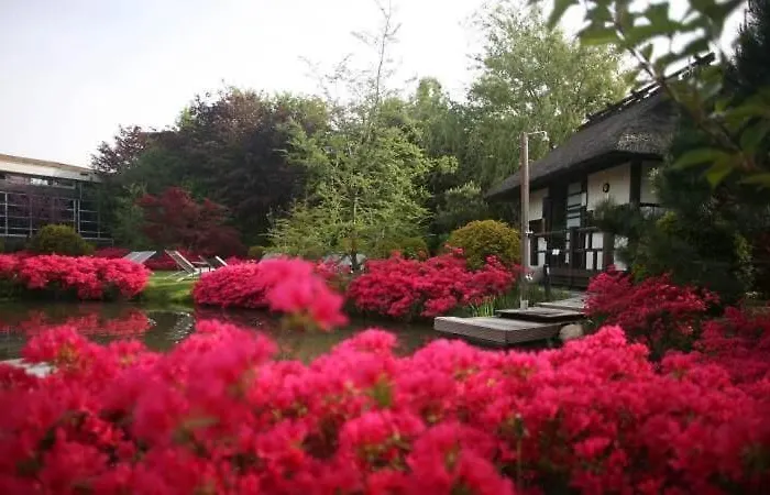 De Bronsbergen Boutique Wellness & *