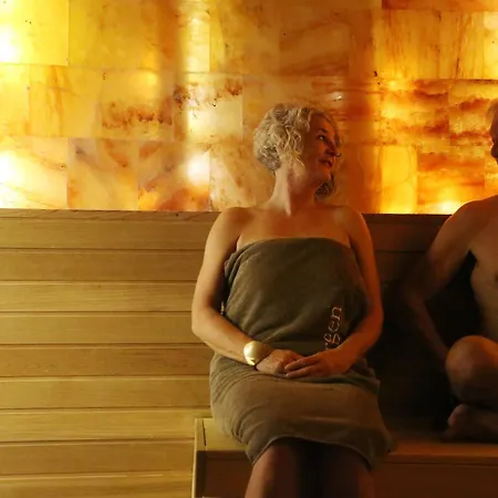 Otel De Bronsbergen Boutique Wellness &