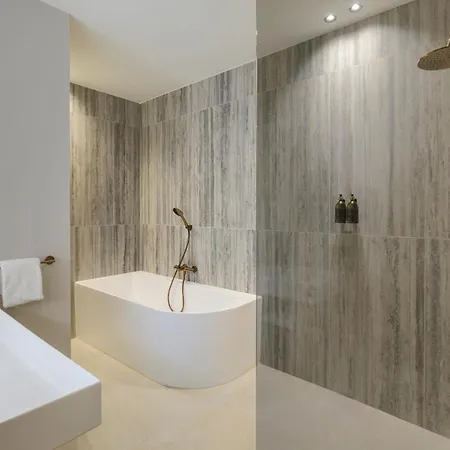 De Bronsbergen Boutique Wellness & Otel